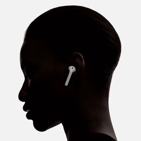Apple Airpods 2nd Gen With Charging Case